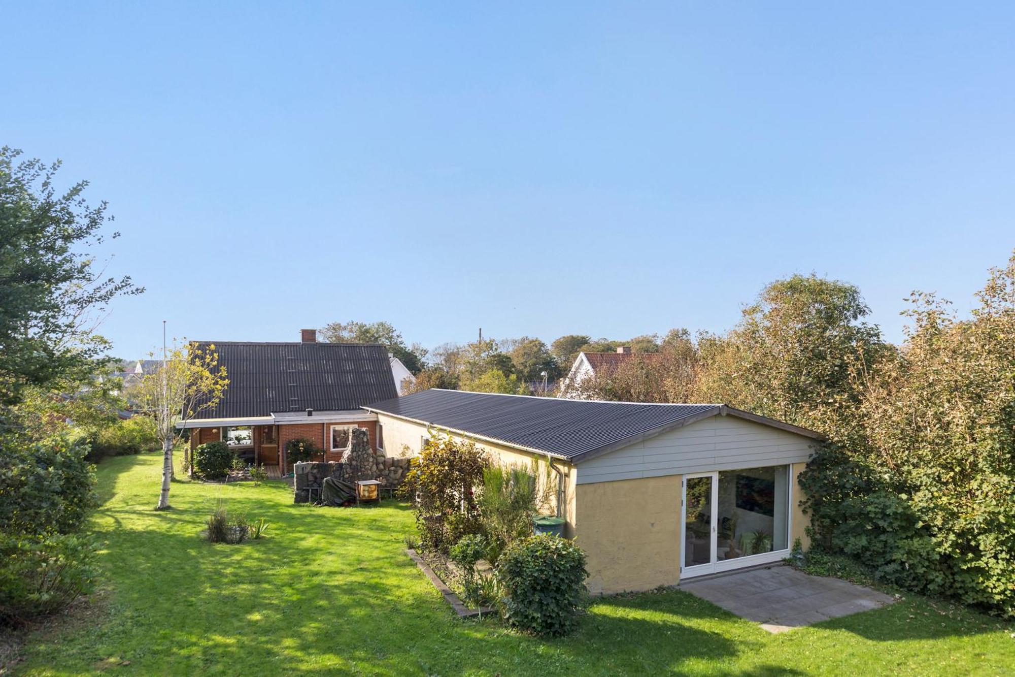 Logi I Hus Med Kunst Og Have Bed & Breakfast Vestervig ภายนอก รูปภาพ